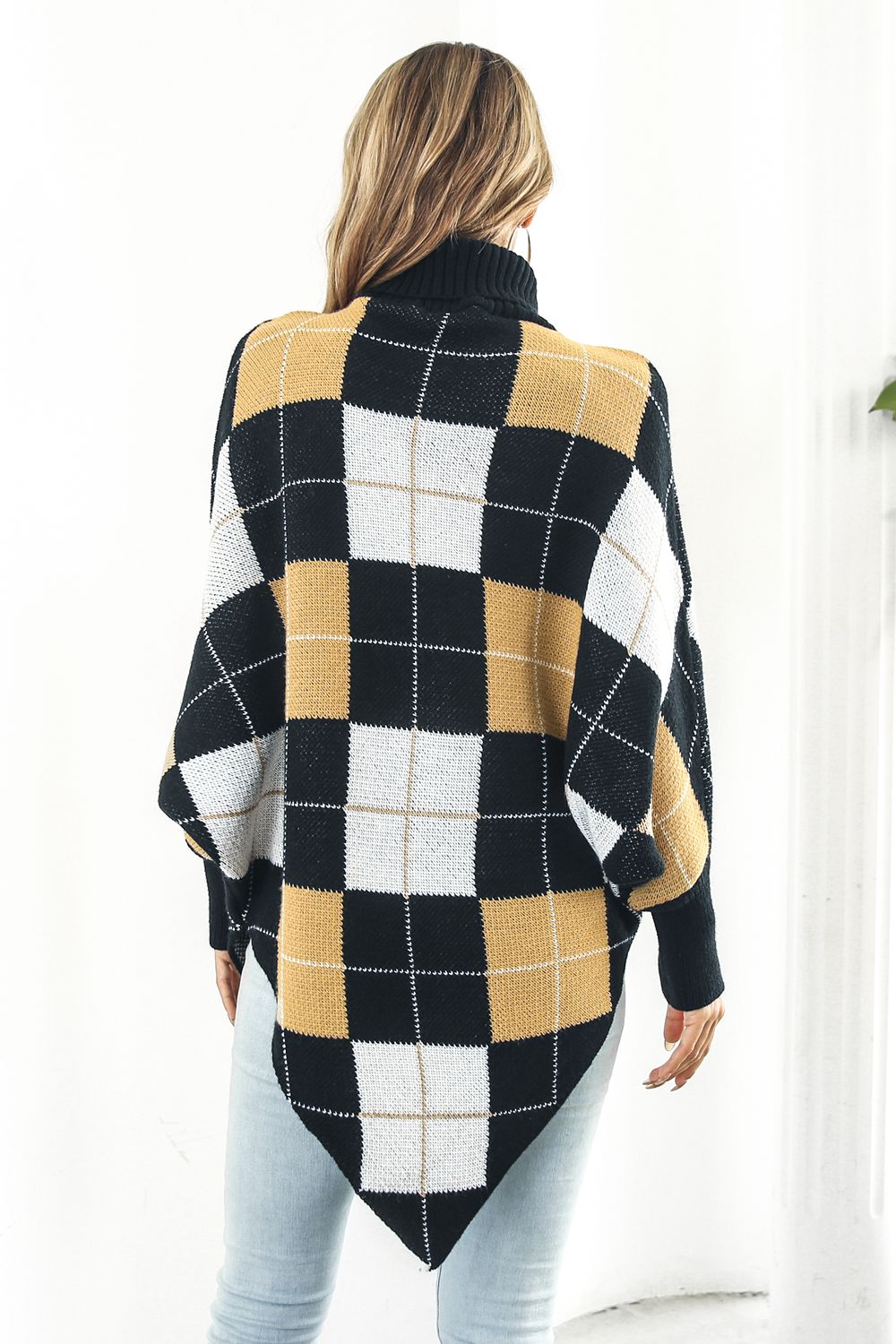 Aura Stylo - Plaid Turtleneck Dolman Sleeve Poncho