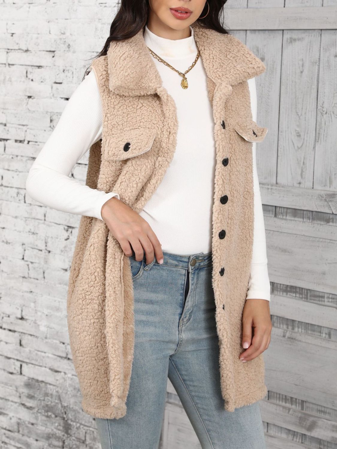 Aura Stylo - Button Up Teddy Vest Coat