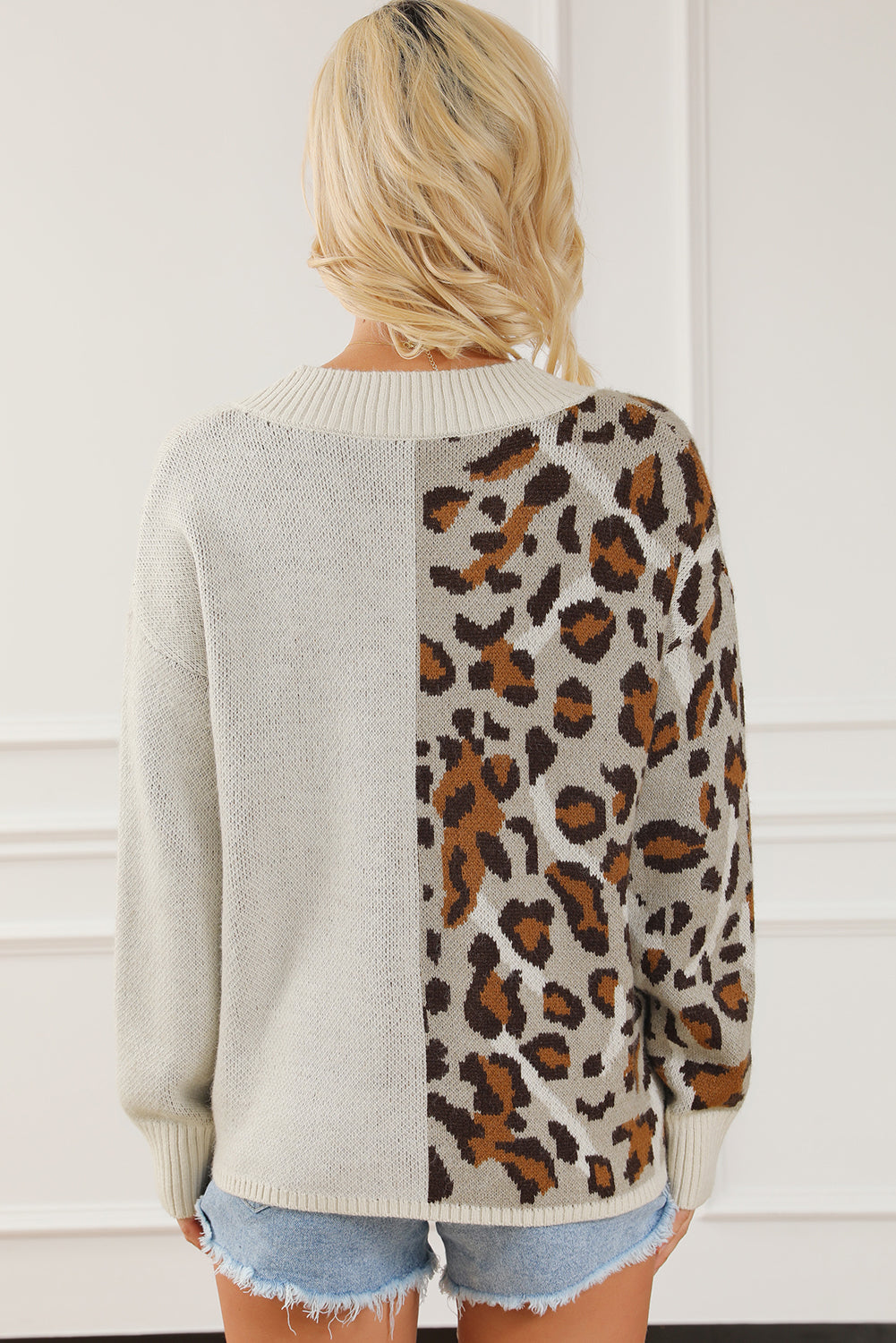 Aura Stylo - Leopard V Neck Drop Shoulder Sweater