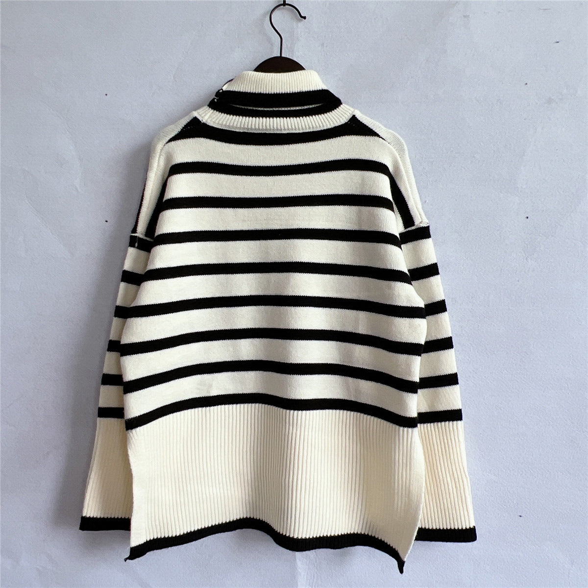 Aura Stylo - Striped Turtleneck Flare Sleeve Sweater