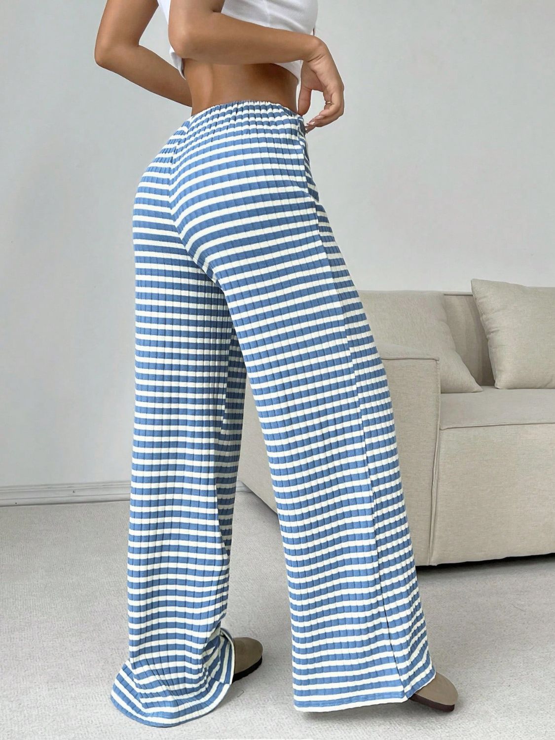 Aura Stylo - Tied Striped Wide Leg Pants