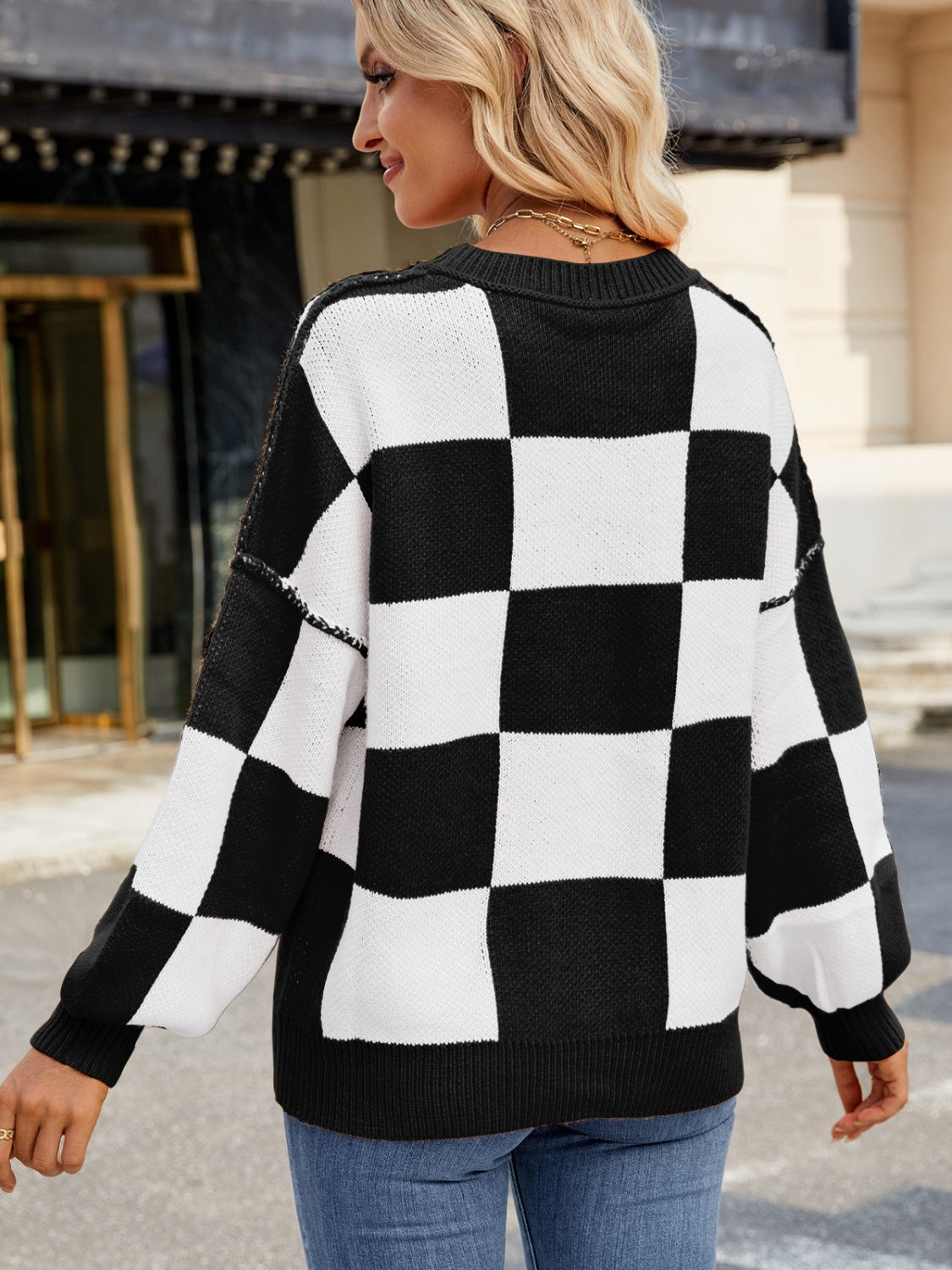  Checkered Round Neck Long Sleeve Sweater