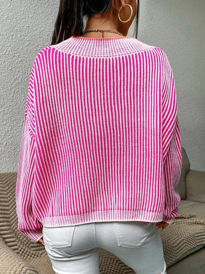 Aura Stylo - Striped V-Neck Long Sleeve Sweater