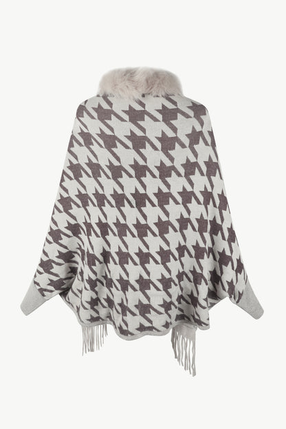 Chic Houndstooth Fringe Hem Poncho