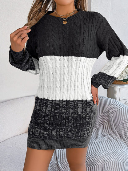 Aura Stylo - Cable-Knit Round Neck Color Block Sweater Dress