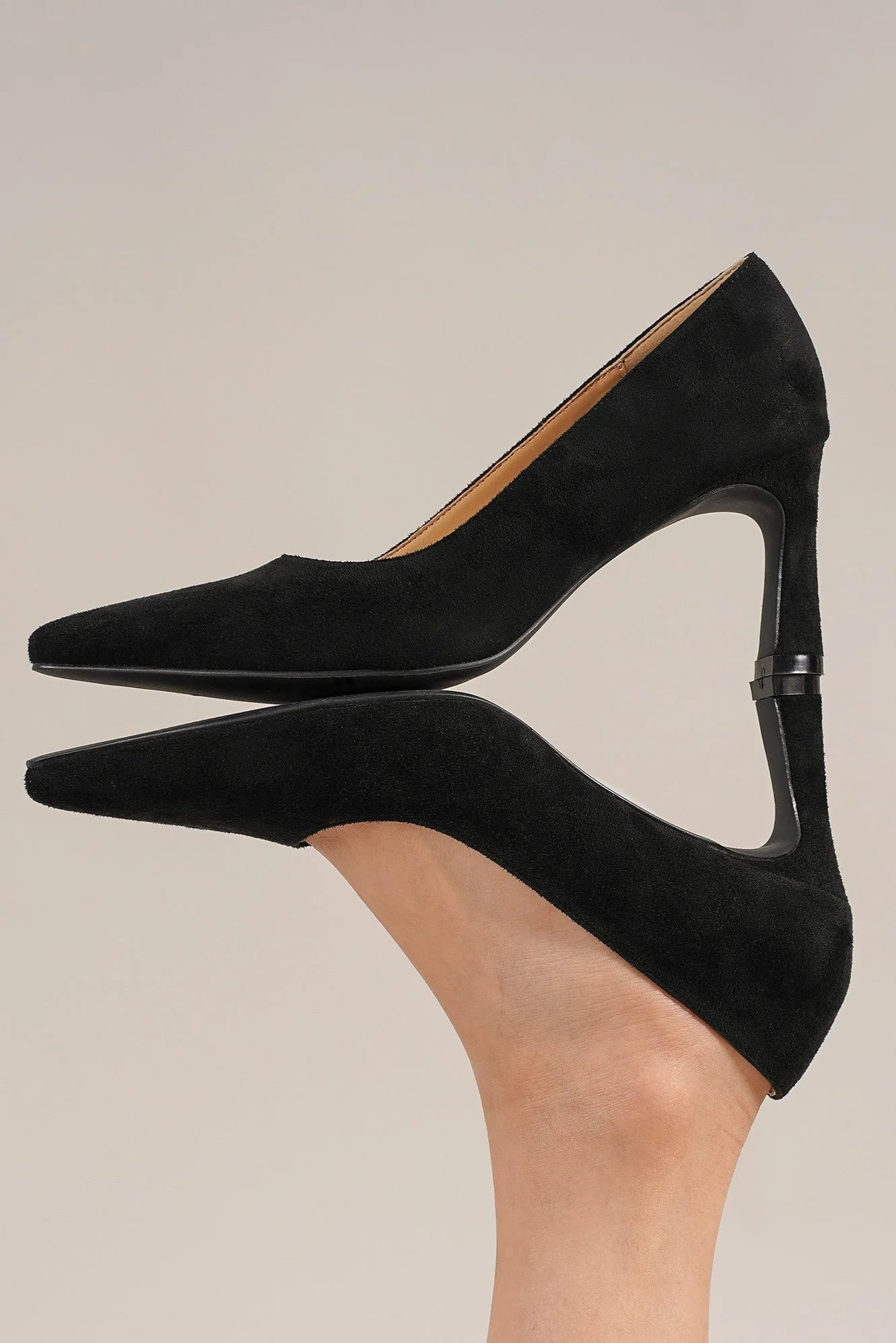 Aura Stylo - Beast Fashion Faux Suede Point Toe Pumps