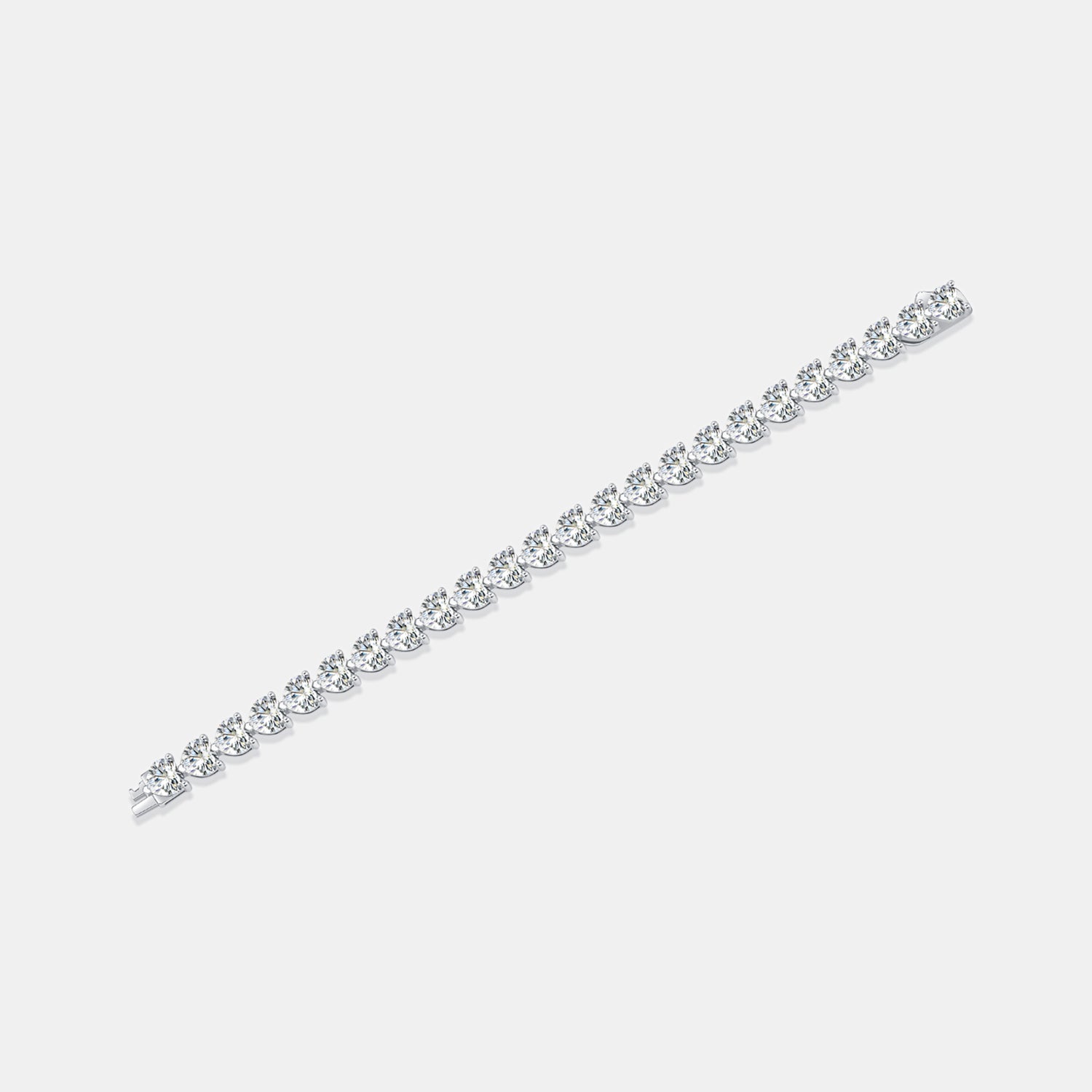 Aura Stylo - 24 Carat Moissanite 925 Sterling Silver Heart Bracelet