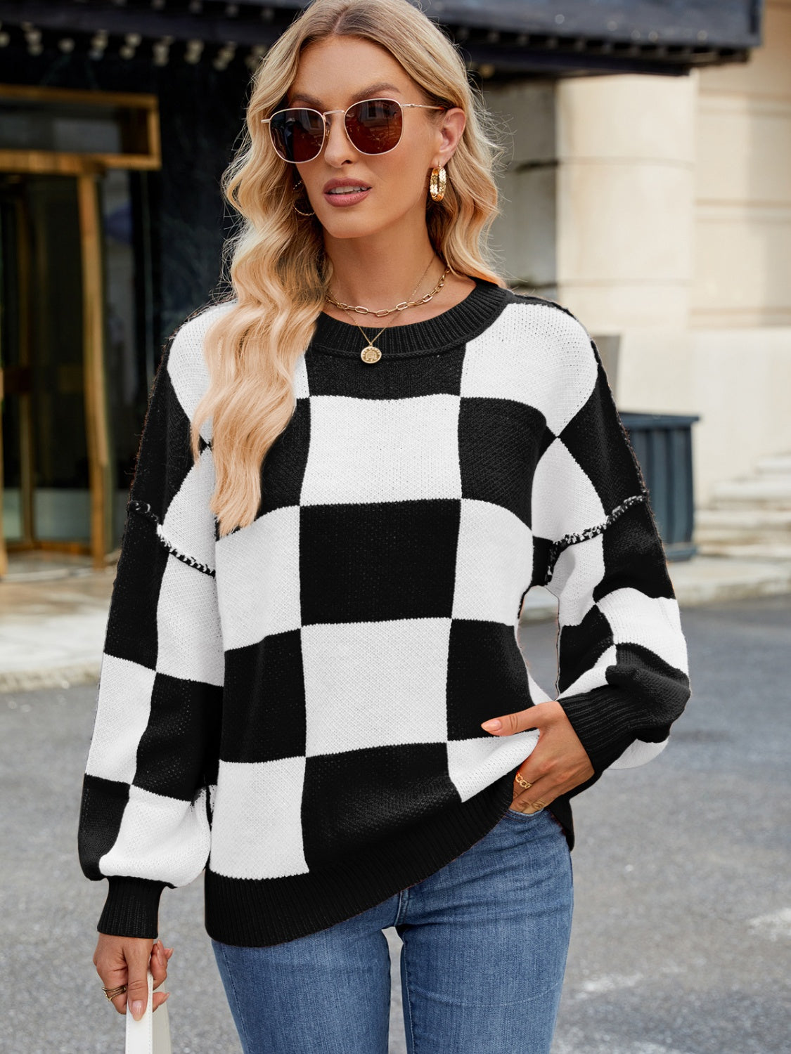  Checkered Round Neck Long Sleeve Sweater