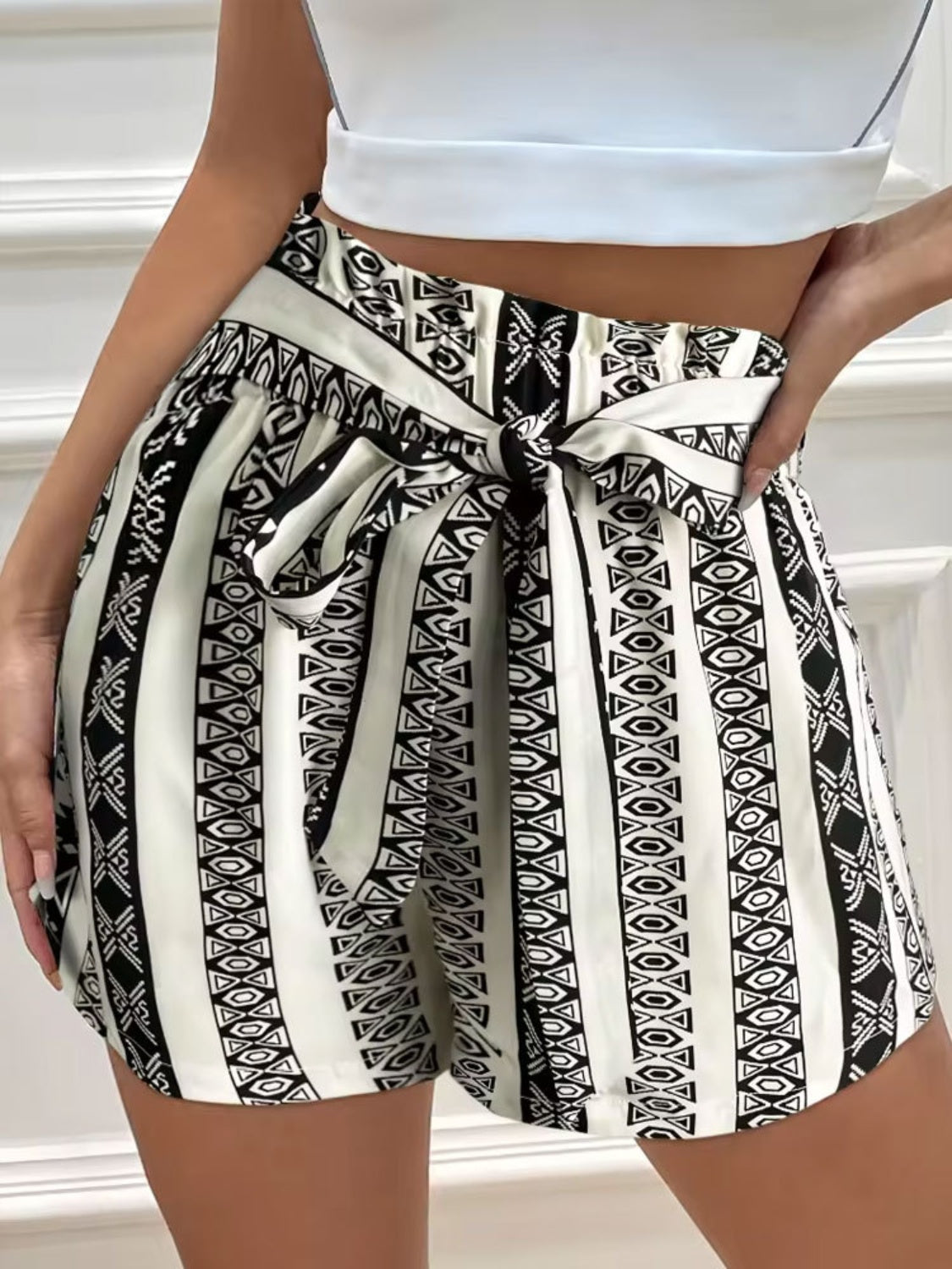 Tied Geometric Comfortable Shorts