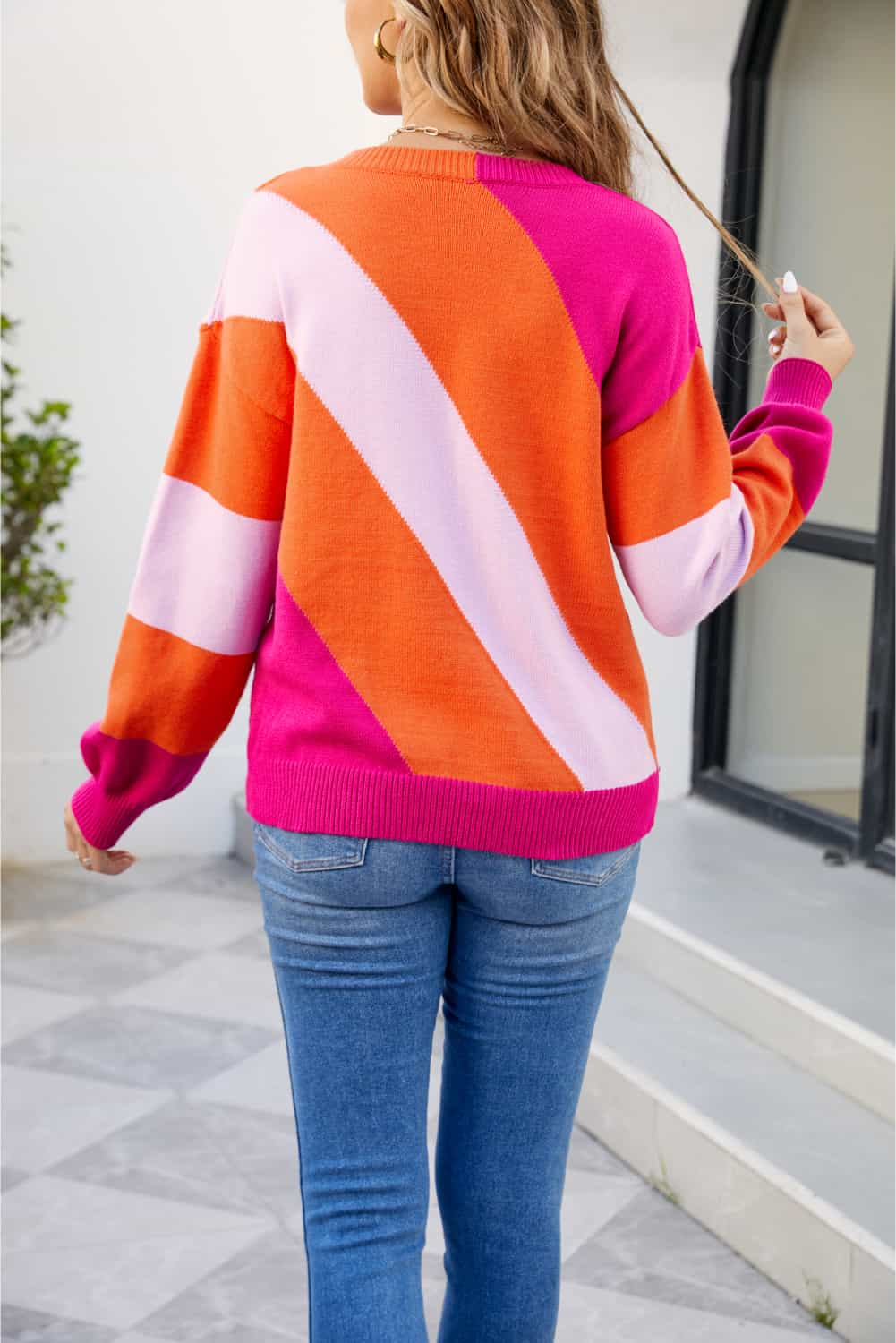 Aura Stylo - Angel Wings Color Block Ribbed Round Neck Sweater