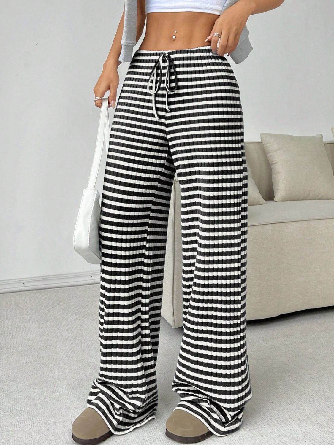 Aura Stylo - Tied Striped Wide Leg Pants