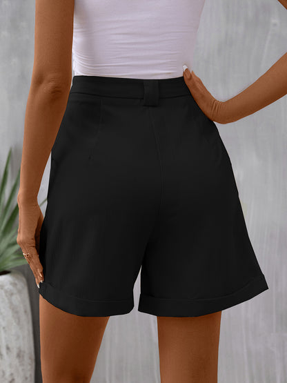 Aura Stylo - Perfee Pocketed Mid-Rise Waist Shorts