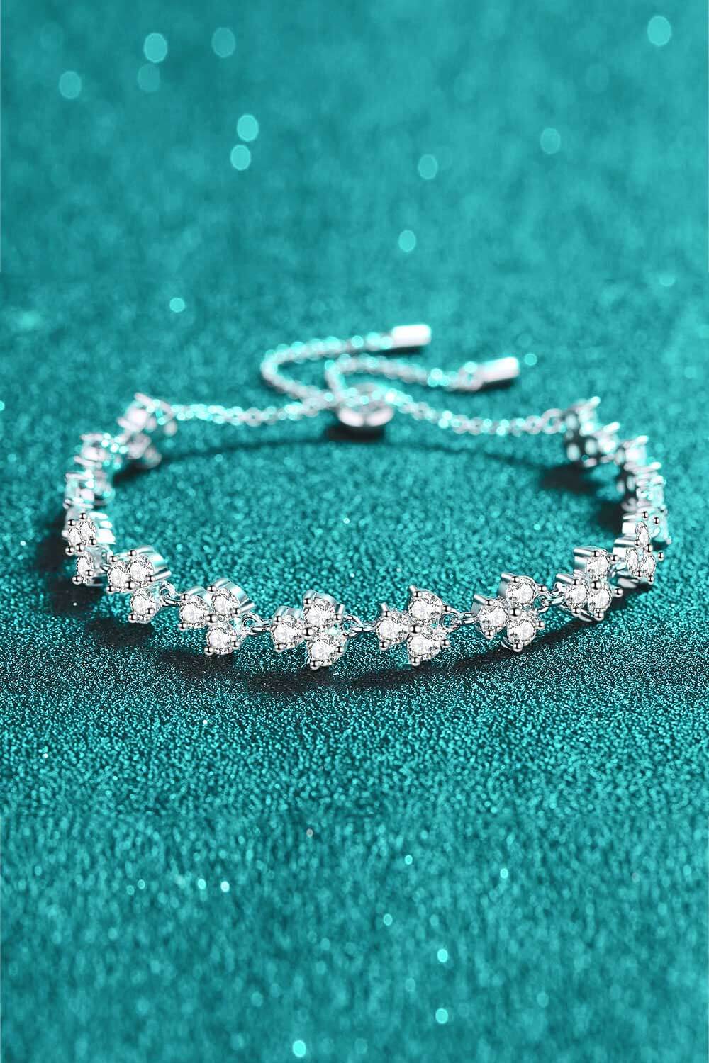 Aura Stylo - Adjustable Moissanite Bracelet