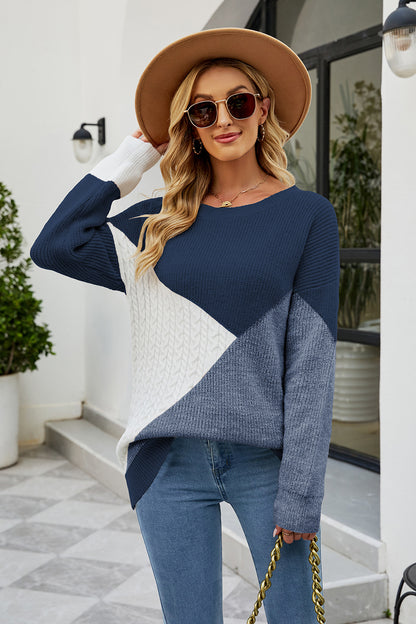 Aura Stylo - Color Block Round Neck Sweater