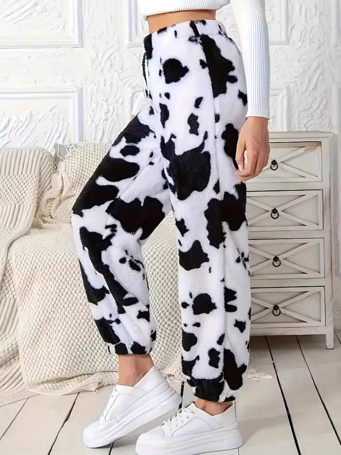 Aura Stylo - Fuzzy Cow Print Elastic Waist Pants