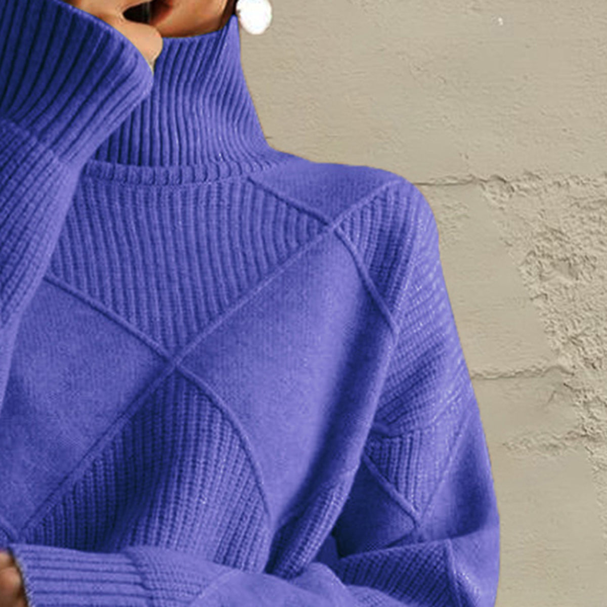  Geometric Turtleneck Long Sleeve Sweater