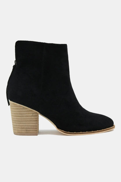 Aura Stylo - Beast Fashion Suede Point Toe Ankle Booties