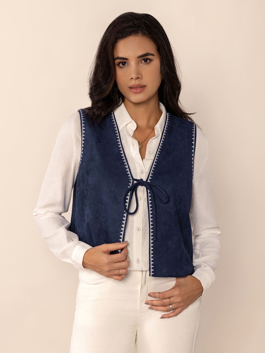 Tied Contrast Trim Vest