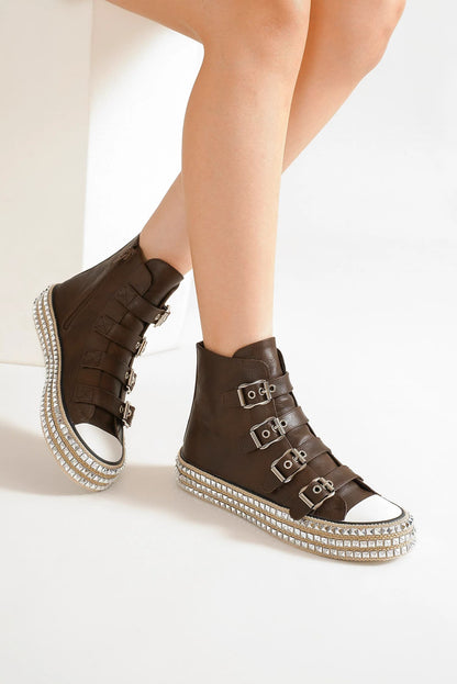 Aura Stylo - Beast Fashion Multi-Buckle Straps Studded Platform Sneakers