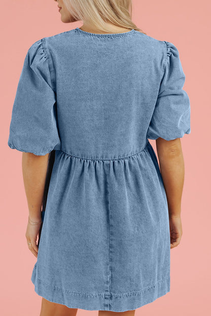 Aura Stylo - Bowknot Round Neck Half Sleeve Denim Dress