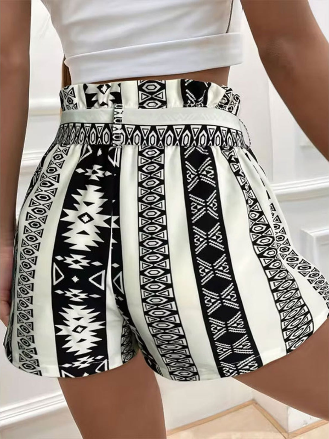 Tied Geometric Comfortable Shorts