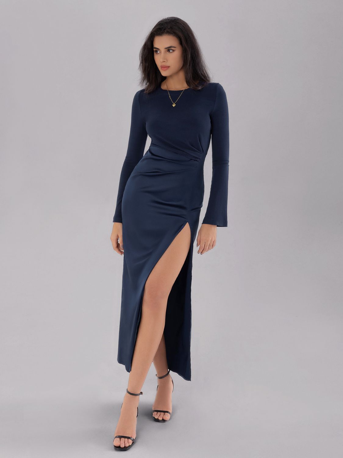 Aura Stylo - Split Round Neck Long Sleeve Midi Dress