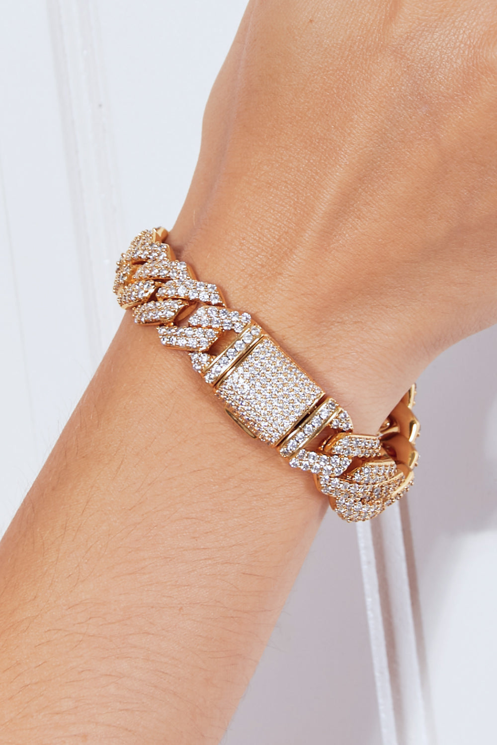 Aura Stylo - Alloy Inlaid Zircon Bracelet