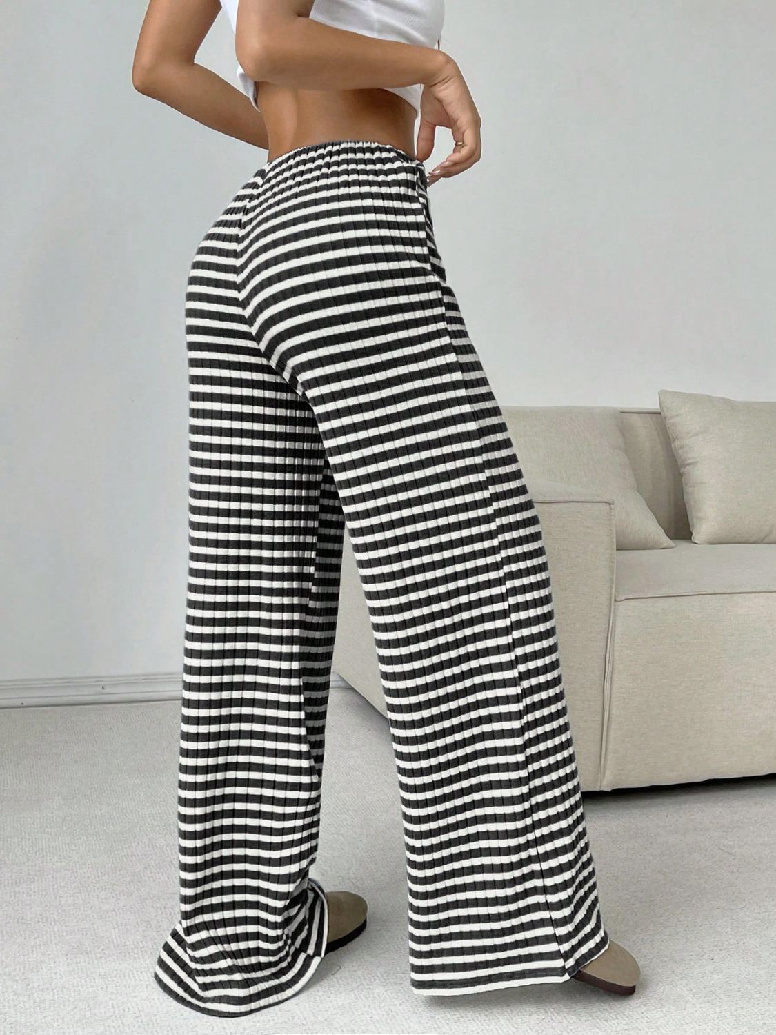 Aura Stylo - Tied Striped Wide Leg Pants