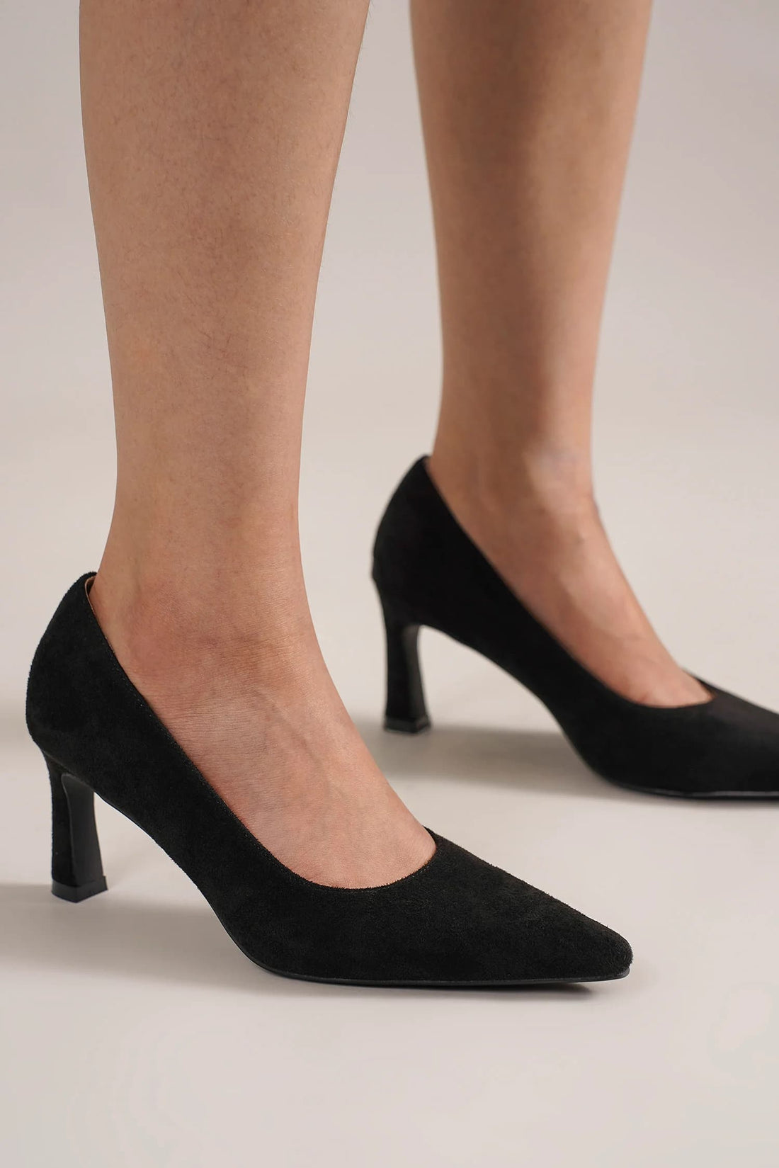 Aura Stylo - Beast Fashion Faux Suede Point Toe Pumps