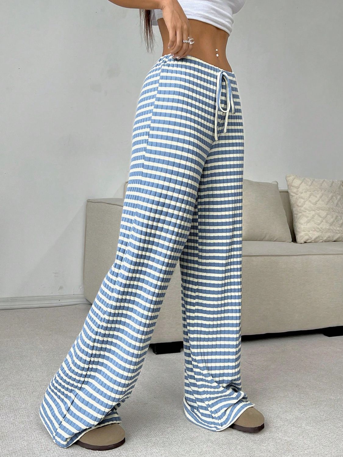 Aura Stylo - Tied Striped Wide Leg Pants