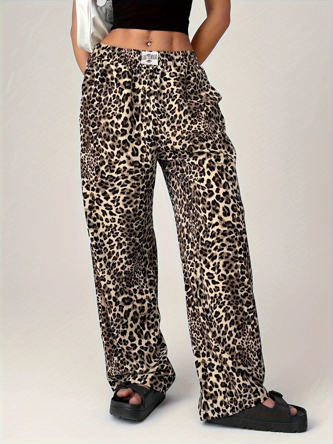 Aura Stylo - Leopard Wide Leg Pants with Pockets